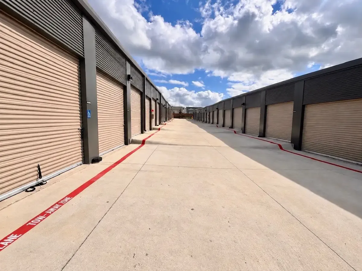 exterior drive up storage units